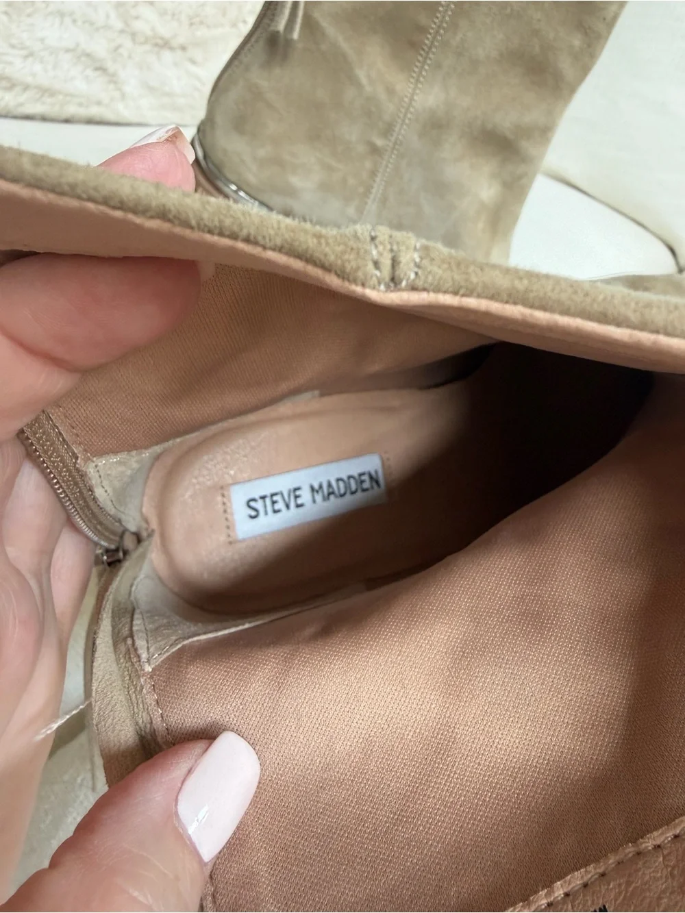 Steve Madden Suede Block Heel Ankle Boots size 10 booties